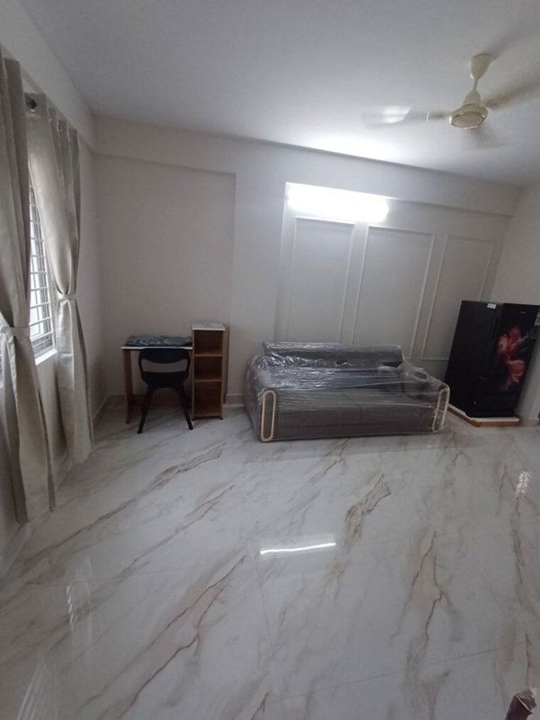  Parking, krishna-residency-kadubeesanahalli 1 Bedroom 600 Sq.Ft. Apartment In Kadubeesanahalli Bangalore 10635983
