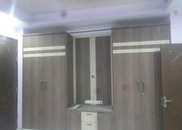 undefined, kavi nagar 3.5 Bedroom 207 Sq.Yd. Builder Floor In Kavi Nagar Ghaziabad 10635992