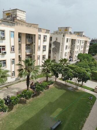 2 BHK 800 Sq.Ft. Apartment in Shree Vardhman Mantra