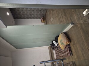 Furnished Amenities in  Office Space at Mayur Vihar – for Rent