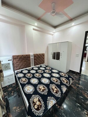 Bedroom in 2 BHK Builder Floor at Sector 51 – for Rent