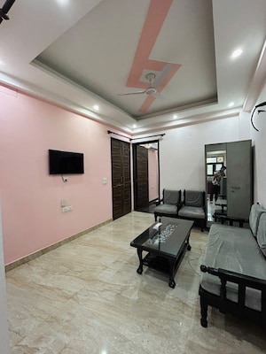 Living Room in 2 BHK Builder Floor at Sector 51 – for Rent