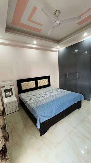 Bedroom in 2 BHK Builder Floor at Sector 51 – for Rent