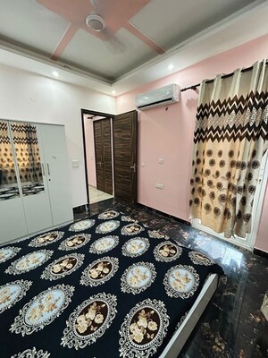 Bedroom in 2 BHK Builder Floor at Sector 51 – for Rent