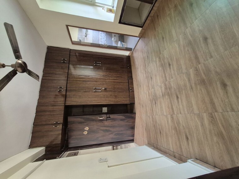 undefined, mayur vihar 5 Bedroom 1350 Sq.Ft. Apartment In Mayur Vihar Delhi 10636018