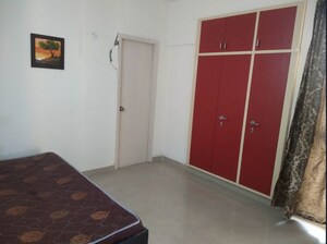Room in 2 BHK Apartment at Jaypee Greens Aman, Sector 151 – for Rent
