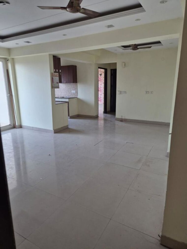 Room, sethi-max-royal 3.5 Bedroom 1650 Sq.Ft. Apartment In Sector 76 Noida 10636078