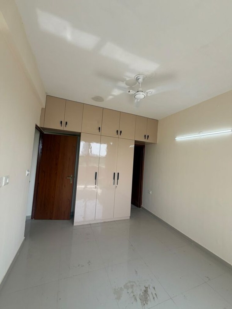 Room, pyramid-midtown 2 Bedroom 650 Sq.Ft. Apartment In Sector 59 Gurgaon 10636101