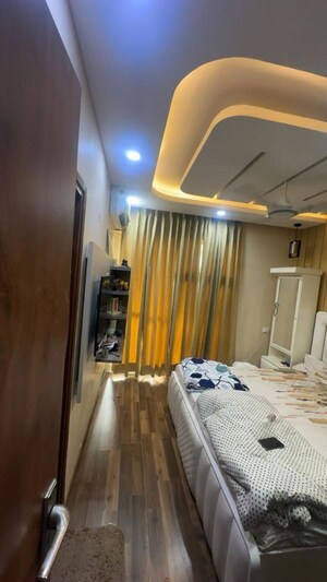 Team Area in 4 BHK Apartment at Piedmont Taksila Heights, Sector 37c – for Sale