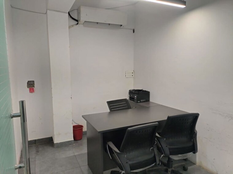 Team Area, sector 2 Commercial Office Space 3000 Sq.Ft. In Sector 2 Noida 10636125