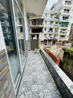 Balcony in 3 BHK Builder Floor at Sector 73 – for Sale