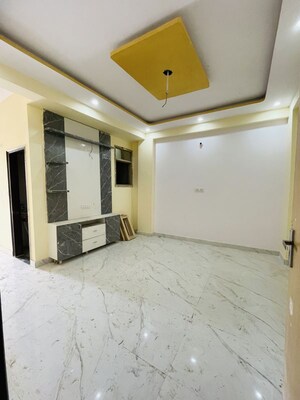 2 BHK Builder Floor For Sale in Sector 73