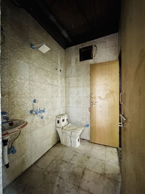 Bathroom in 3 BHK Builder Floor at Sector 73 – for Sale