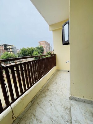 Balcony in 3 BHK Builder Floor at Sector 73 – for Sale