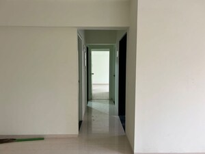 Room in 2.5 BHK Apartment at Mhada Sector R3, Goregaon West – for Rent