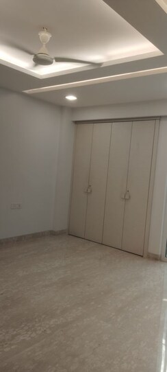 4 BHK + Servant Room Builder Floor For Rent in Panchsheel Park