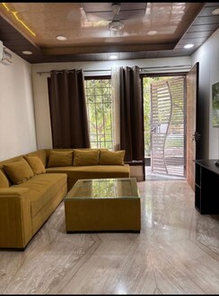 4 BHK +Builder Floor For Sale in Auram Floor