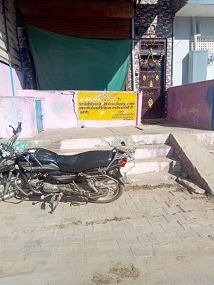Parking in  Independent House at Agarsen Colony – for Sale