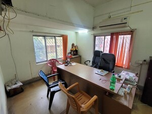 Room in  Apartment at Ramkrishna Pally – for Sale