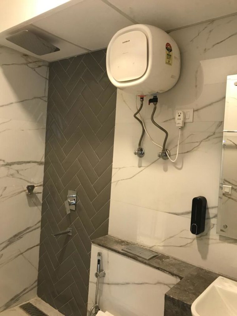 Bathroom, m3m-sky-city 2.5 Bedroom 1516 Sq.Ft. Apartment In Sector 65 Gurgaon 10636399