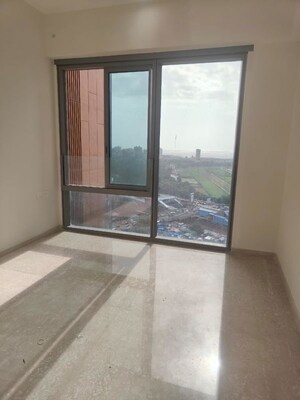Room in 3 BHK Apartment at Piramal Mahalaxmi, Mahalaxmi – for Rent