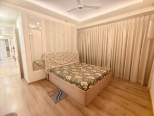 Bedroom in 3 BHK Apartment at Tata Serein, Pokhran Road No Two – for Rent