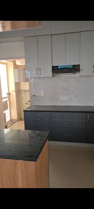 Kitchen in 3.5 BHK Apartment at Jaypee Greens Pavilion Heights 1, Sector 128 – for Rent