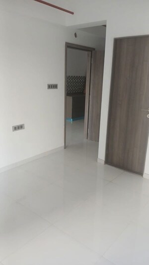 Room in 2 BHK Apartment at Bramhacorp F Residences, Kalyani Nagar – for Rent