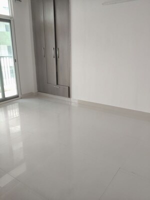 3.5 BHK Apartment For Sale in Kalpataru Vista, Sector 128