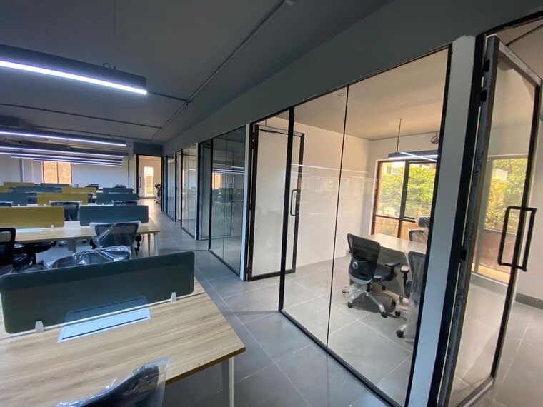  Parking, madhapur Commercial Office Space 7000 Sq.Ft. In Madhapur Hyderabad 10636478