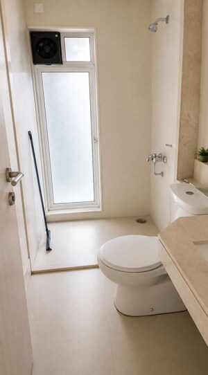 Bathroom in 2.5 BHK Apartment at Hiranandani Meadows, Manpada – for Rent