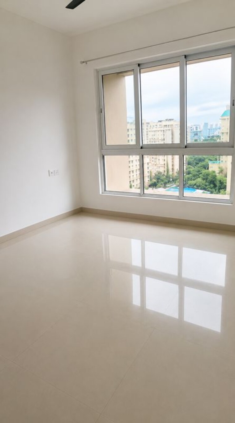 Room, hiranandani-meadows 2.5 Bedroom 904 Sq.Ft. Apartment In Manpada Thane 10636481