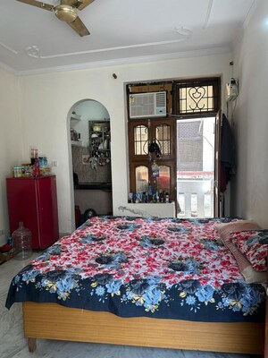 Bedroom in 1 RK Builder Floor at Sector 22 – for Rent