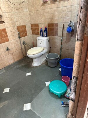 Bathroom in 1 RK Builder Floor at Sector 22 – for Rent