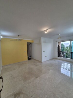 2 BHK Apartment For Rent in Hiranandani Meadows, Manpada