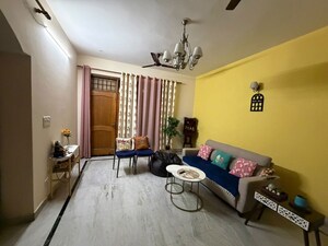 2 BHK Builder Floor For Rent in Sector 23