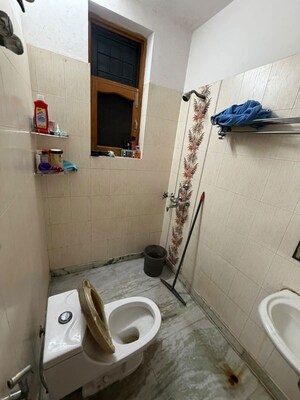 Bathroom in 2 BHK Builder Floor at Sector 23 – for Rent