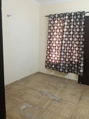 Bedroom in 3 BHK Builder Floor at Sector 21 – for Rent