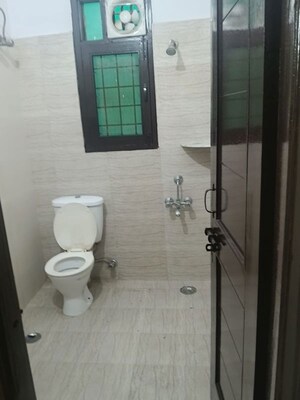 Bathroom in 3 BHK Builder Floor at Sector 21 – for Rent