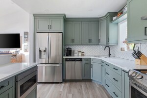 Kitchen in 3 BHK Builder Floor at Sector 104 – for Sale