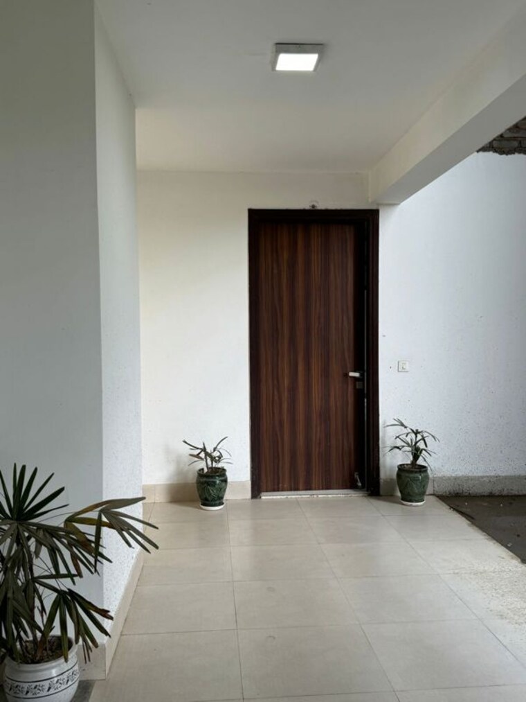 Room, t-homes-phase-1 3.5 Bedroom 1720 Sq.Ft. Apartment In Siddharth Vihar Ghaziabad 10636499