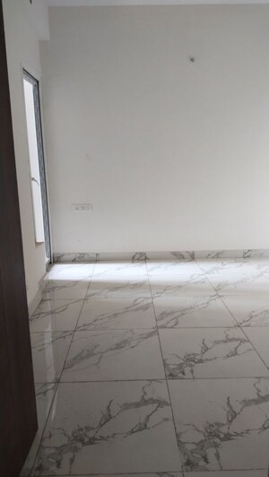 Room in 3.5 BHK Apartment at T And T Eutopia Phase 1, Siddharth Vihar – for Sale