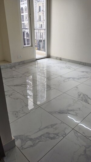 Room in 3.5 BHK Apartment at T And T Eutopia Phase 1, Siddharth Vihar – for Sale