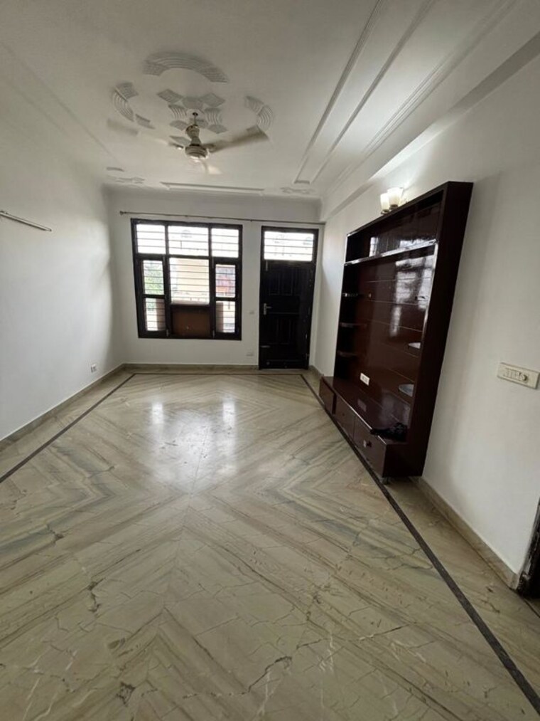Room, auram-floor 3 Bedroom 2400 Sq.Ft. Builder Floor In South City 2 Gurgaon 10636508