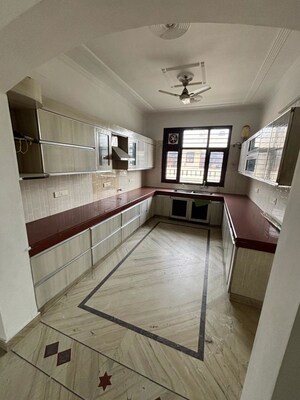 Kitchen in 3 BHK Builder Floor at Auram Floor, South City 2 – for Rent