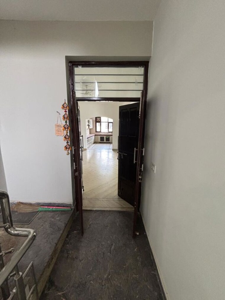undefined, auram-floor 3 Bedroom 2400 Sq.Ft. Builder Floor In South City 2 Gurgaon 10636508