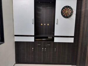 Furnished Amenities in 2.5 BHK Apartment at Neelkanth Palms, Kapur Bawdi – for Rent