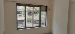  1 BHK Apartment at Silver Sands CHS, Goregaon West – for Rent