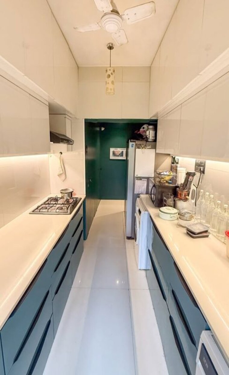 Kitchen, k-raheja-vihar 2 Bedroom 1050 Sq.Ft. Apartment In Powai Mumbai 10636533