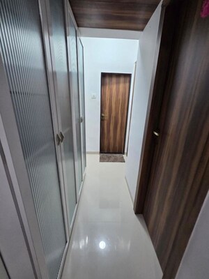 Hall in 3 BHK Apartment at Roop Darshan Apartments, Andheri West – for Rent